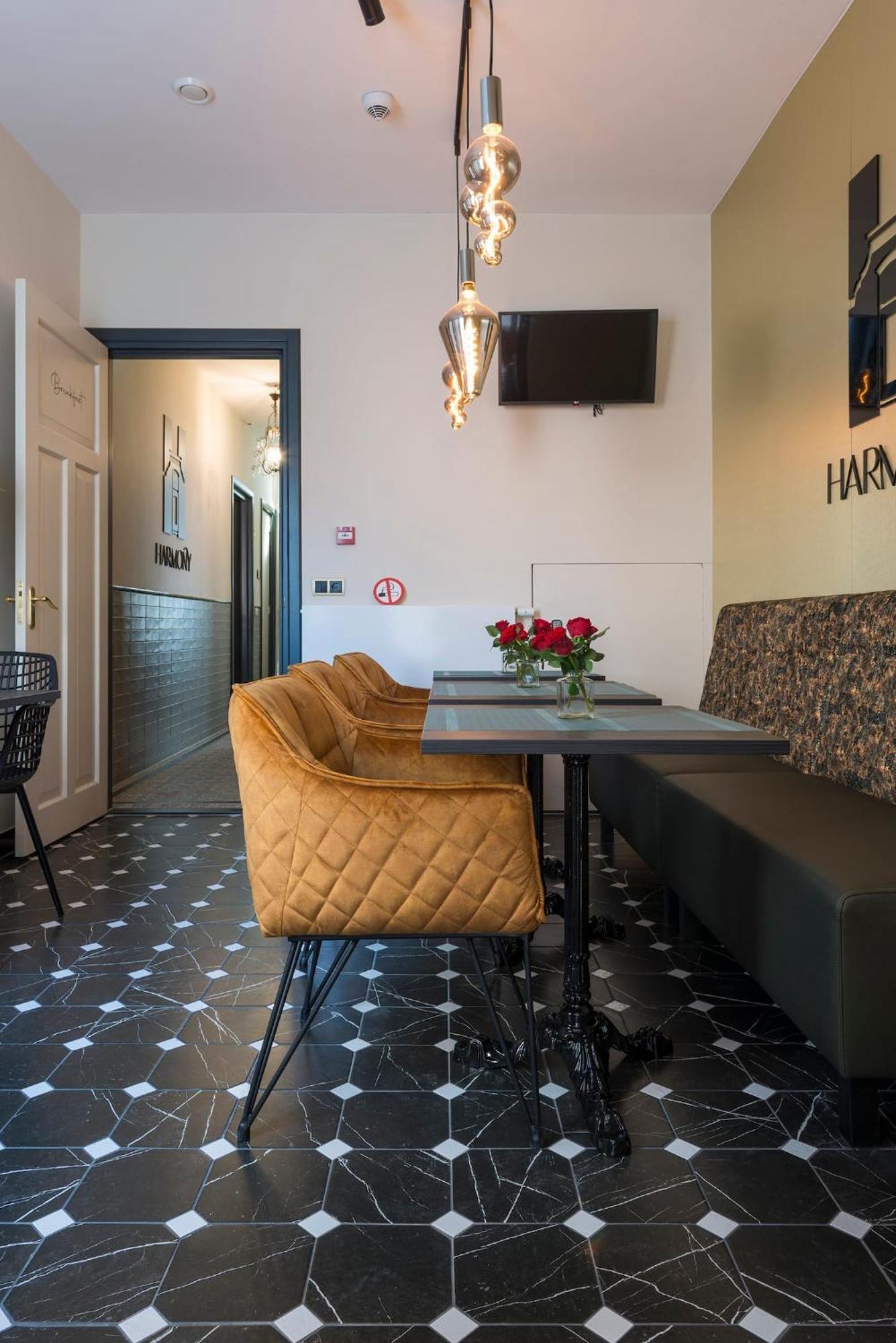 Petite Room With Wifi, Ac, And Shared Kitchen Tilburg Buitenkant foto