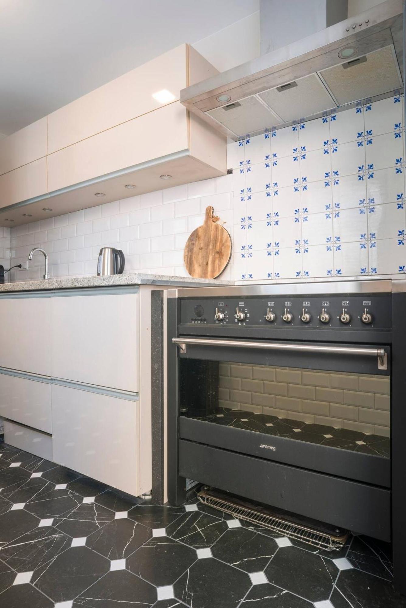 Petite Room With Wifi, Ac, And Shared Kitchen Tilburg Buitenkant foto