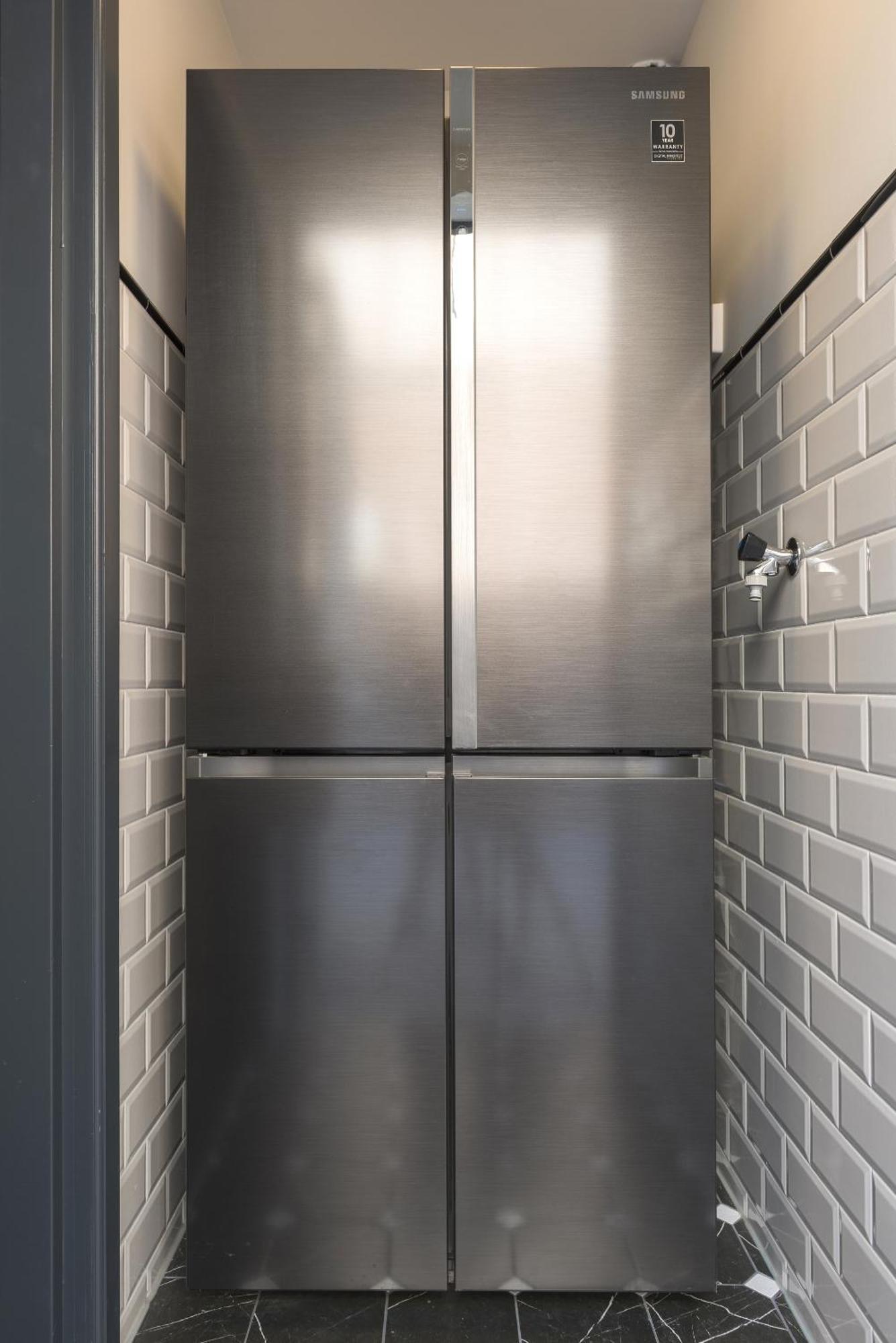 Petite Room With Wifi, Ac, And Shared Kitchen Tilburg Buitenkant foto