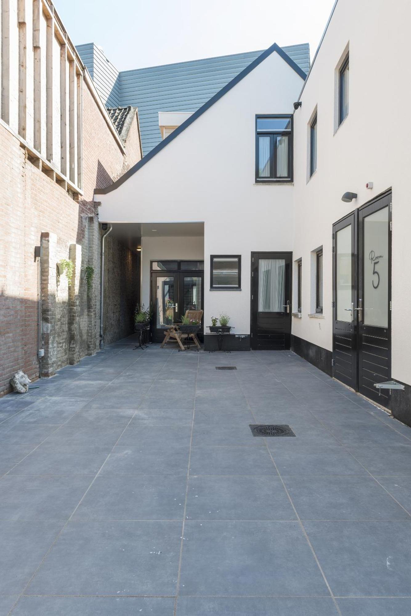 Petite Room With Wifi, Ac, And Shared Kitchen Tilburg Buitenkant foto